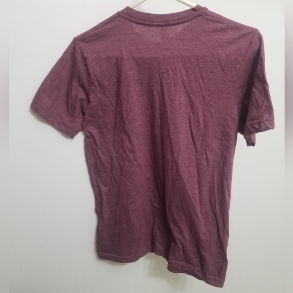 Lovely graphic tee of Biblical quote - Picture 5 of 5